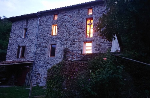 L'Estrechure House | Quiet Holiday Home in the Heart of Nature
