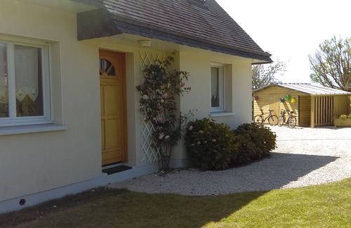 Plouneour-Brignogan-Plages House | Quiet house 300m from sandy beaches on the GR34, Côte des Légendes