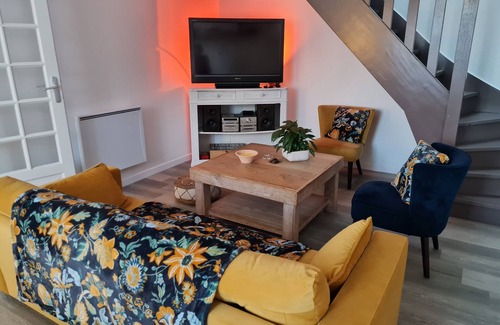 Pons House | Quiet house 90 m² near river