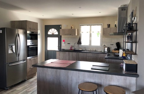 Le Chateau-d'Oleron House | Quiet house 6 people with swimming pool in Oléron