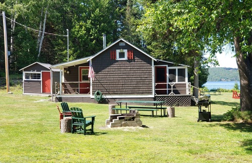 Rangeley Cabin | Quiet Lakeside Rangeley Lake Cabin