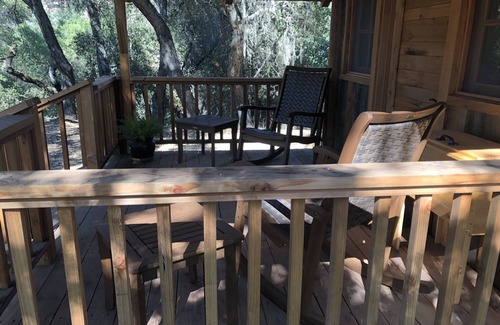 Carmel Valley House | Quiet little cabin in the oaks.