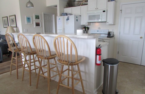 Surf City House | Quiet location, Beach access, Pet Friendly, Wifi, Wide beach, great for fishing!