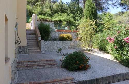 Alcalali House | Quiet Location, set back from the village (AT-472949A)