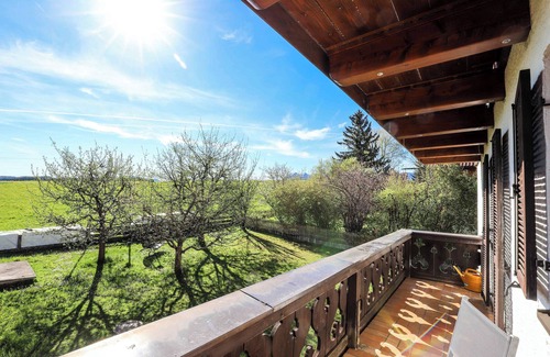 Murnau am Staffelsee Apartment | Quiet - lovingly furnished vacation apartment for 2 persons.