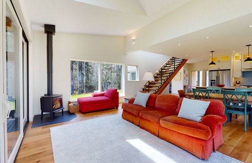 Tenants Harbor House | Quiet, modern, dog-friendly home with ocean views, private trails & firepit