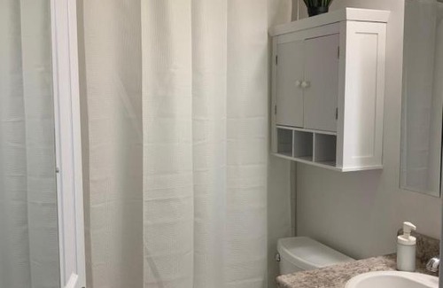 North Central Edmonton Apartment | Quiet Modern DOWNTOWN condo w/ UG Parking