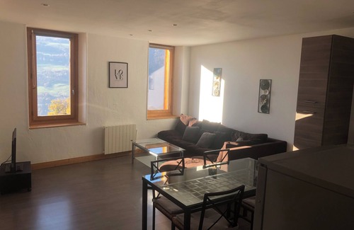 Aigueblanche Apartment | Quiet mountain apartment close to ski and seaside resorts