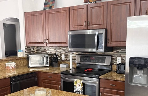 Timbercrest House | Quiet neighborhood close to beach and theme parks!!!