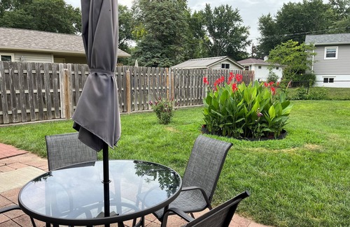 Bettendorf House | Quiet neighborhood surrounded by parks near multipurpose trail through QCn