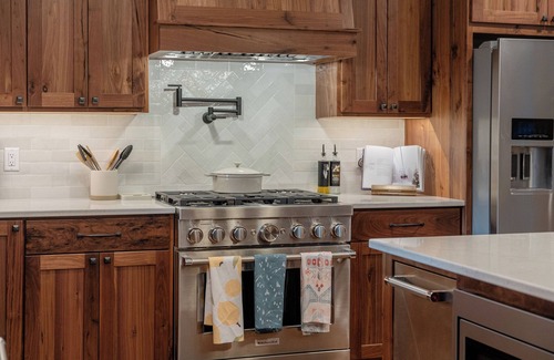 Pateros House | Quiet New Home on Methow River secluded! Near Golf, Trails and Winery’s