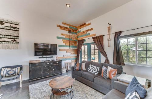 Landers House | Quiet Oasis with Hot Tub 21 Mi to Joshua Tree!