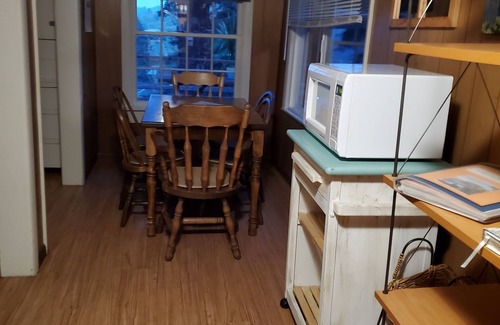 Toledo House | Quiet, pet-friendly home with a view of the Yaquina Bay minutes to the coast!n