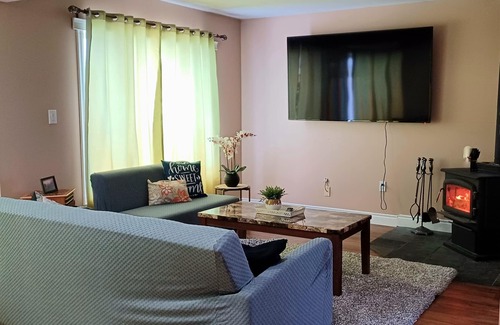 Edson House | Quiet place to stay away from home, located in a very friendly area.
