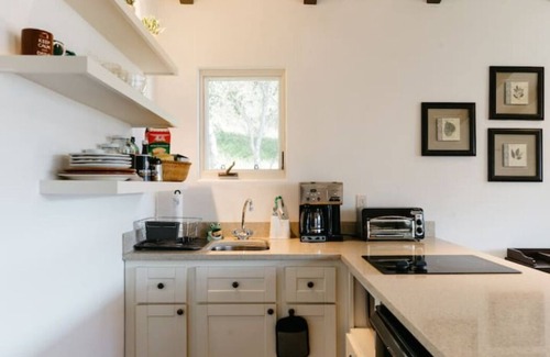 Carmel Valley House | Quiet & Private Guest House with Gorgeous Valley Views