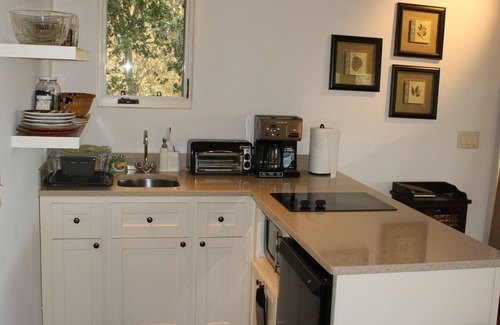 Carmel Valley House | Quiet & Private Guest House with Gorgeous Valley Views