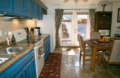 Guajome House | Quiet Private House 15 min to Beach