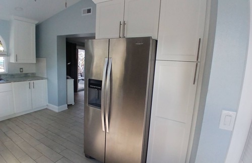 Bonita Shores Cottage | Quiet Quaint Cottage Right on Gulf Access Imperial River Close To Everything