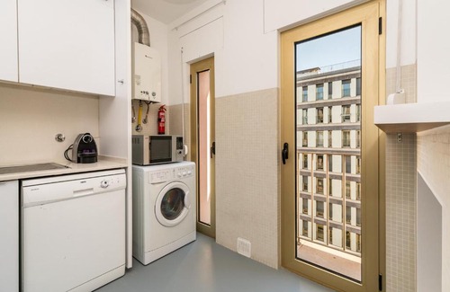 Falca Apartment | Quiet, relaxing flat in Entrecampos