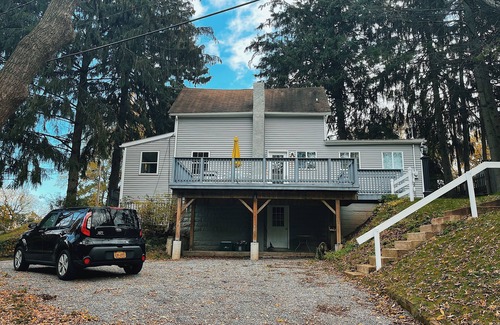 Sea Breeze Cottage | Quiet renovated cottage by Seabreeze