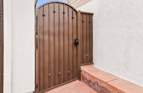 Dana Point House | Quiet, residential home with private room and bath in South Laguna, Dana Point