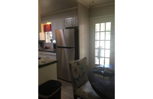 Cardinal Heights Apartment | quiet, safe apt in mid-town Little Rock