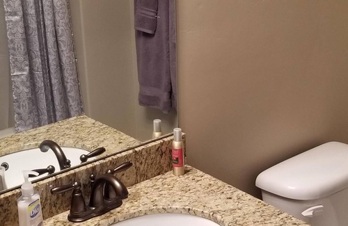 Pleasant View House | Quiet/Safe Pleasant View Townhouse-Unit #54
