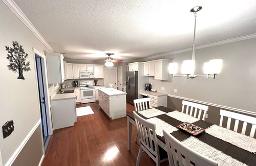 Pinehurst House | Quiet Sanctuary awaits you! 3 Bed 2.5 Bath, Private Pool and Dog Friendly Home!