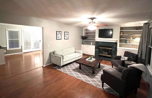 Pinehurst House | Quiet Sanctuary awaits you! 3 Bed 2.5 Bath, Private Pool and Dog Friendly Home!