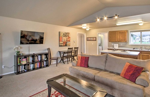 Sequim House | Quiet Sequim Home - Walk to Dining & Festivals!
