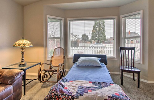 Sequim House | Quiet Sequim Home - Walk to Dining & Festivals!