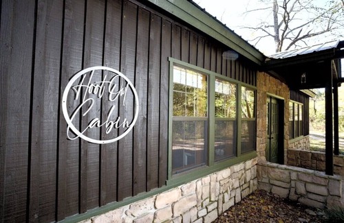 Eureka Springs Cabin | Quiet Serenity on 10 acres in Eureka Springs. Hoot Owl Cabin