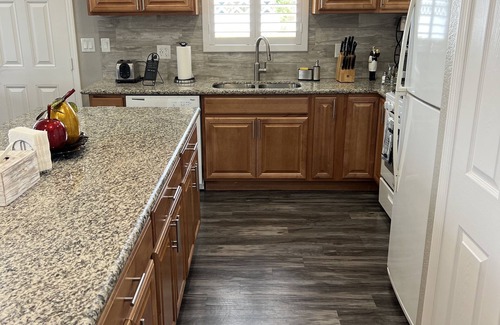 Las Vegas House | Quiet single floor house nearby Las Vegas Blvd W private pool optional heated.