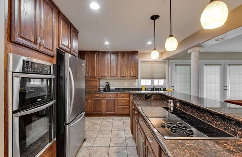 Hemlock House | Quiet, Spacious & Convenient Ranch Home just Southeast of Downtown NO PETS