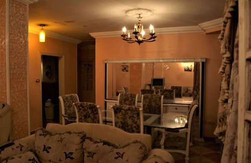The 5th Settlement Apartment | Quiet Spacious Sunny Apt. in Heart of New Cairo