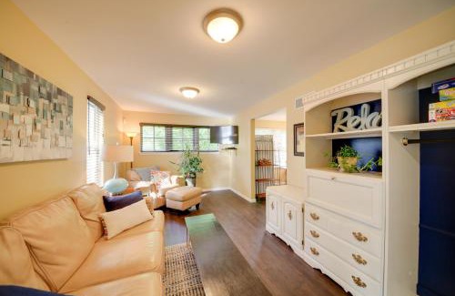 St. Charles House | Quiet St Charles Cottage with Patio and 4 Acres