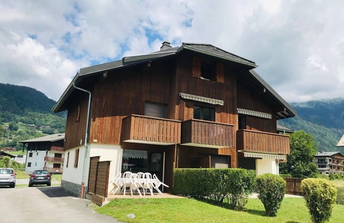 Samoens Apartment | Quiet T3 with balcony, parking and storage 500m from center
