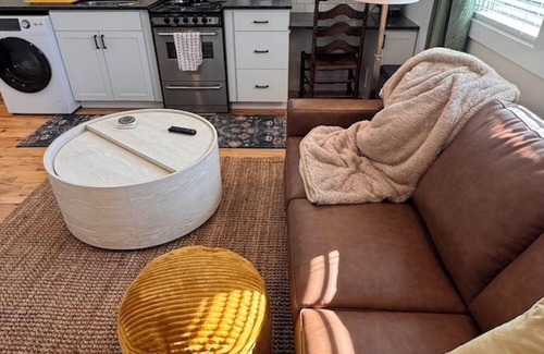 Five Points Cottage | Quiet Tiny Home Walking Distance to Downtown