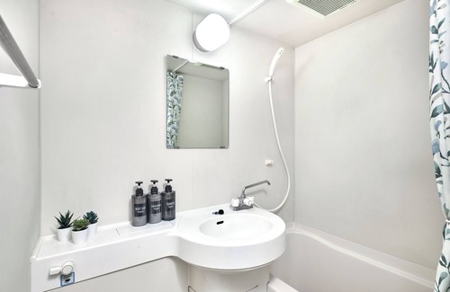 Shimotakaido Apartment | Quiet TOKYO Stay | Shinjuku area | Spacious 20 sq.m. | 4ppl