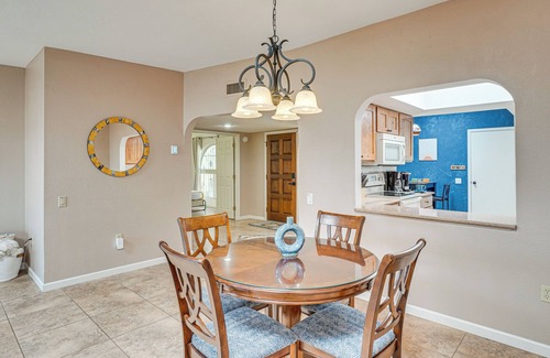 Green Valley House | Quiet Townhome w/Mountain Views in Green Valley
