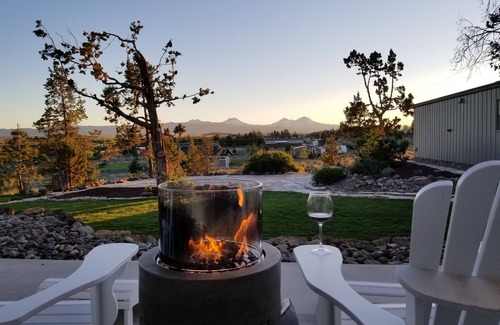 Bend House | Quiet Tumalo House with Great Mountain Views