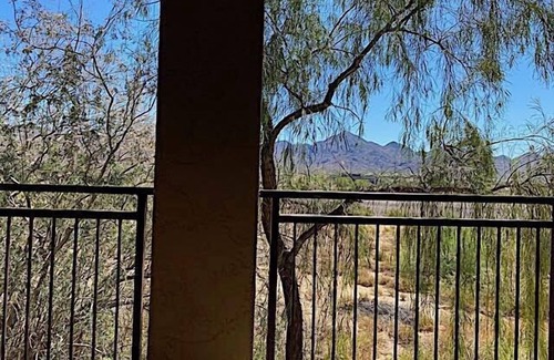 North Scottsdale Condo | Quiet-Two Bedroom/Two Bath with No One Above