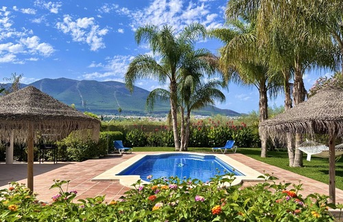 Alhaurin el Grande Villa | Quiet Villa with heated swimming pool, barbecue and views.