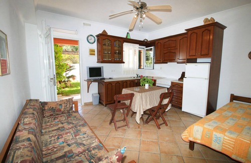 Sinarades Apartment | Quiet villa on Pelekas beach with 3 apartments and panoramic sea views