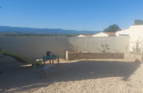 Douzens House | Quiet villa with its jacuzzi located between the city of Carcassonne and the beach.