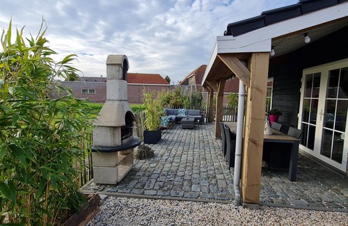 Sint-Annaland Ski Chalet | Quiet wellness chalet overlooking the polder
