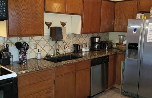 Clarksville Condo | Quiet yet close to all that Austin has to offer