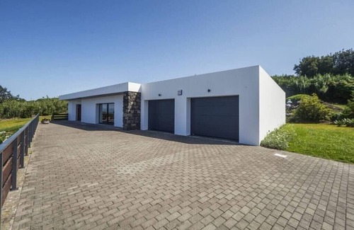 Feteiras House | Quinta da Morgadia - Azorean Butler