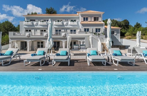 Varzea de Sintra Villa | Quinta da Serra | Pool and Jacuzzi | Sintra View