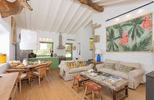 Armamar Cottage | Quinta do Cedro Verde (pintahouse.com)
